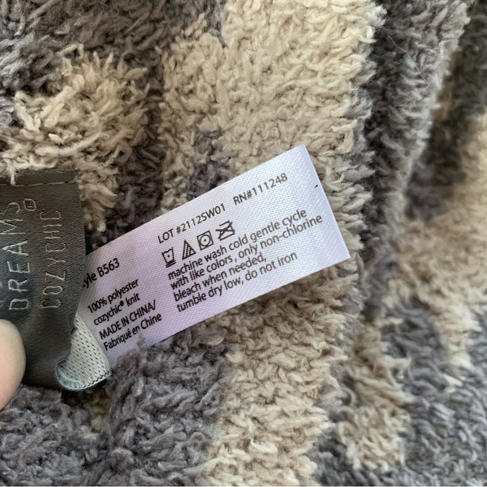 Barefoot Dreams Cozychic Barefoot In The Wild Throw In Linen Warm Gray NWT - Picture 8 of 10
